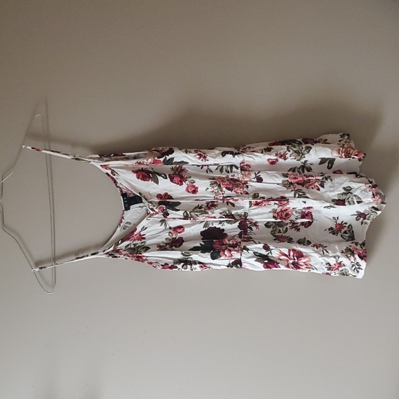 🌷Floral Romper - Picture 1 of 3